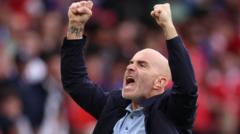 Maresca: focus op VAR-controversie ‘behoorlijk zwak’ Maresca hekelt aandacht voor omstreden winnend doelpunt Haaland in Manchester derby (Picture by: ichef.bbci.co.uk)
