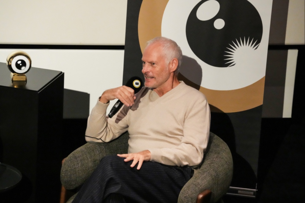 Martin McDonagh noemt 'Wild Horse Nine' zijn meest politieke film: 'Te veel artistieke neutraliteit' (Picture by: variety.com)