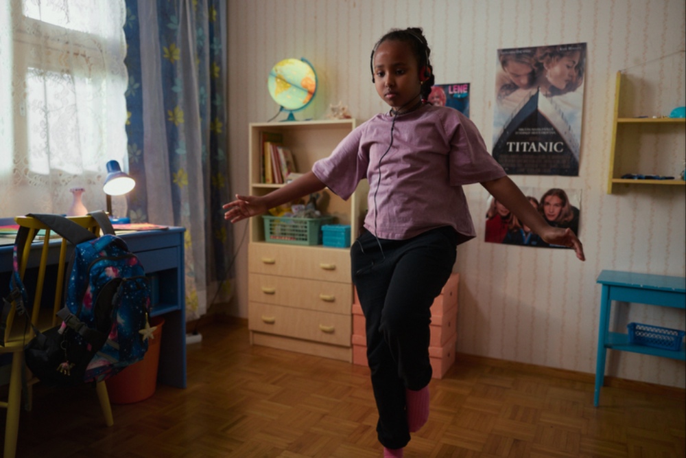 Naima Mohamud legt uit waarom Finland een film als 'Halima' nodig had: 'Het was lang geleden tijd' (Picture by: variety.com)