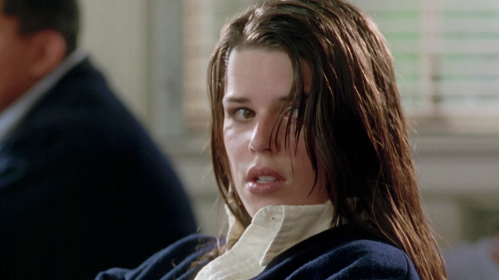 Neve Campbells horrorfilm The Craft is 30 jaar lat Neve Campbells horrorfilm The Craft is 30 jaar later een HBO Max-hit (Picture by: slashfilm.com)