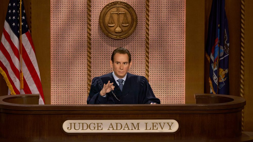 Niet liegen, niet huilen en gezond verstand gebruiken: Adam Levy, zoon van Judge Judy, stapt in het familiebedrijf met 'Adam's Law' (Picture by: variety.com)