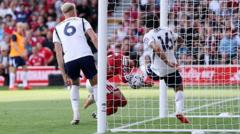 Williams handball VAR: nieuw bewijs, discussie blijft Nieuw camerabeeld toont hands Williams, maar VAR-discussie duurt voort (Picture by: ichef.bbci.co.uk)
