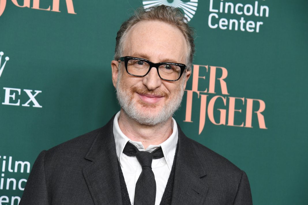 'Paper Tiger'-regisseur James Gray: 'Ik wil het publiek geen politiek opdringen' (Picture by: variety.com)