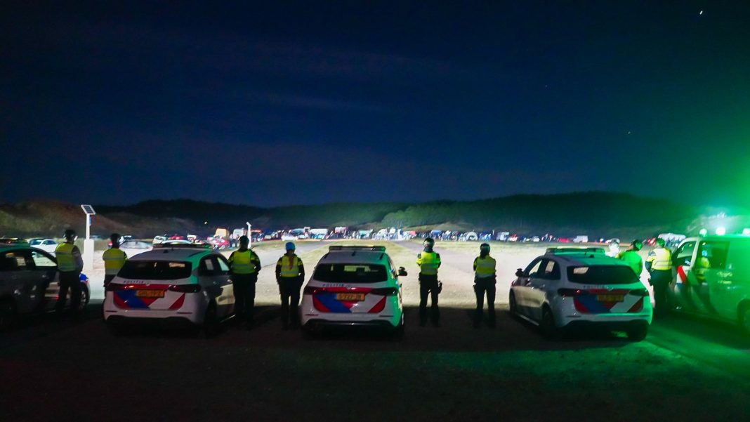 Politie beëindigt illegale raveparty met honderden bezoekers (Photo by: 112nieuws.net)
