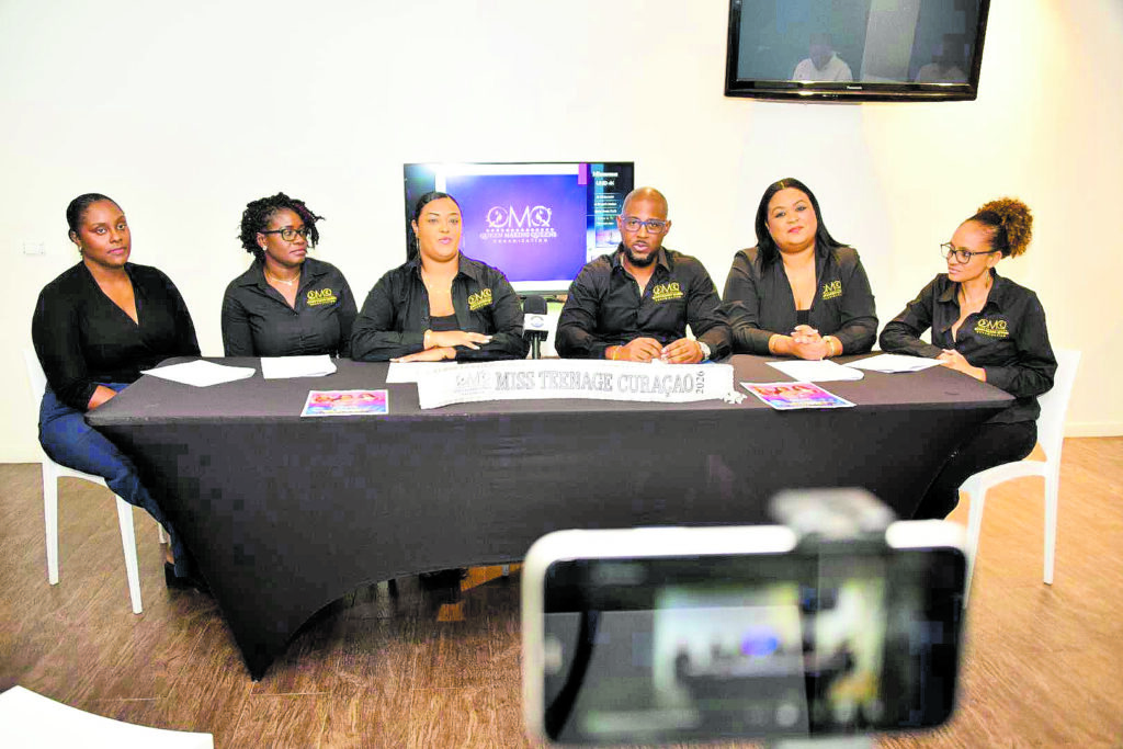 QMQ Organization trapt seizoen Miss Teenage Curaçao 2026 af met persconferentie (Picture by: extra.cw)