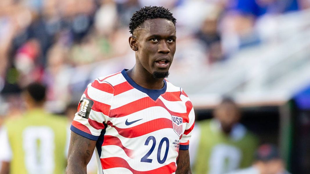 Rode kaart Balogun blijft USMNT-speler maanden na WK achtervolgen (Photo by: minutemediacdn.com)