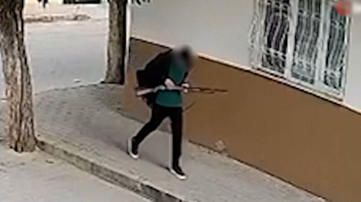 Schietpartij bij school in Manisa, Turkije: elf leerlingen gewond (Picture by: aljazeera.com)
