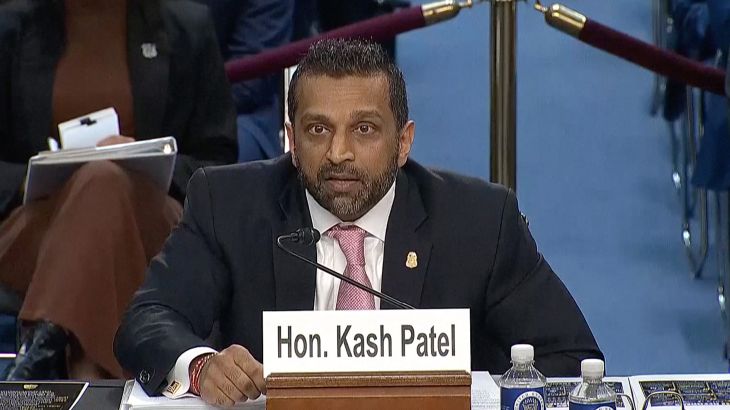 Kash Patel senaatszitting neemt bizarre wending Senaatszitting FBI-directeur Kash Patel neemt bizarre wending over aanstellingseisen (Picture by: aljazeera.com)