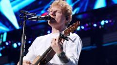 Kraft: Ed Sheeran vroeg $2 miljoen donatie na Macklemore-rel Stadionbaas Kraft: Ed Sheeran vroeg hem $2 miljoen te doneren na Macklemore-controverse (Picture by: ichef.bbci.co.uk)