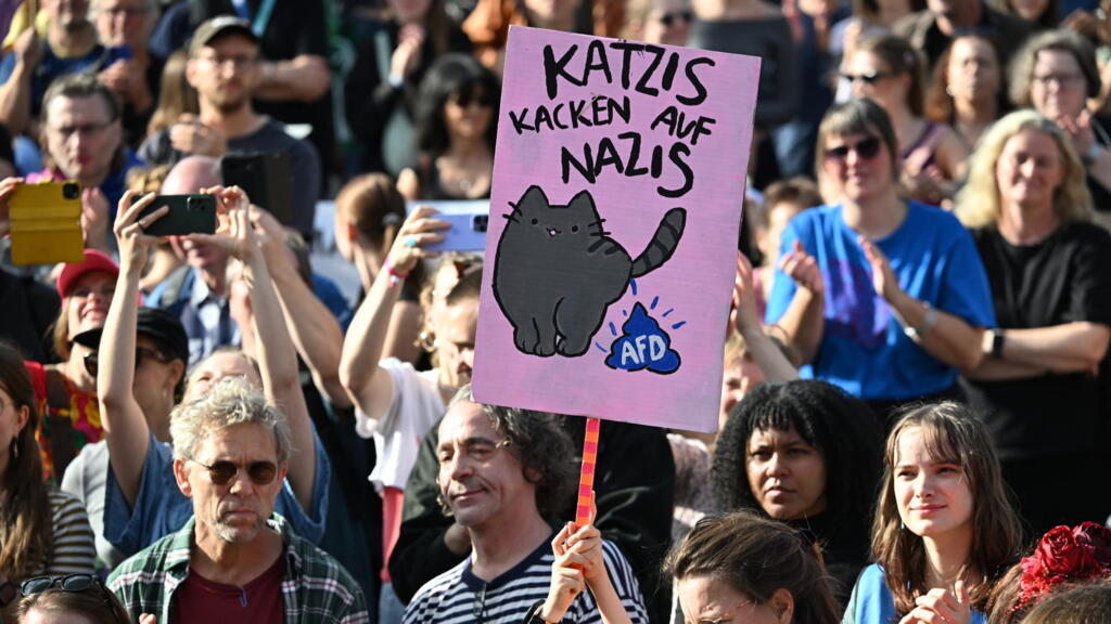 150.000 mensen protesteren tegen AfD in Duitsland Tienduizenden de straat op in Duitsland tegen extreemrechts AfD na verkiezingsoverwinning (Picture by: s.france24.com)