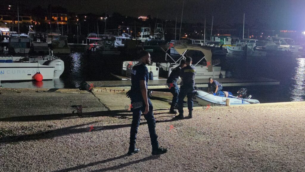 Toerist dood aangetroffen bij Spaanse Water na intensieve zoekactie Toerist dood aangetroffen bij Spaanse Water na intensieve zoekactie (Picture by: extra.cw)