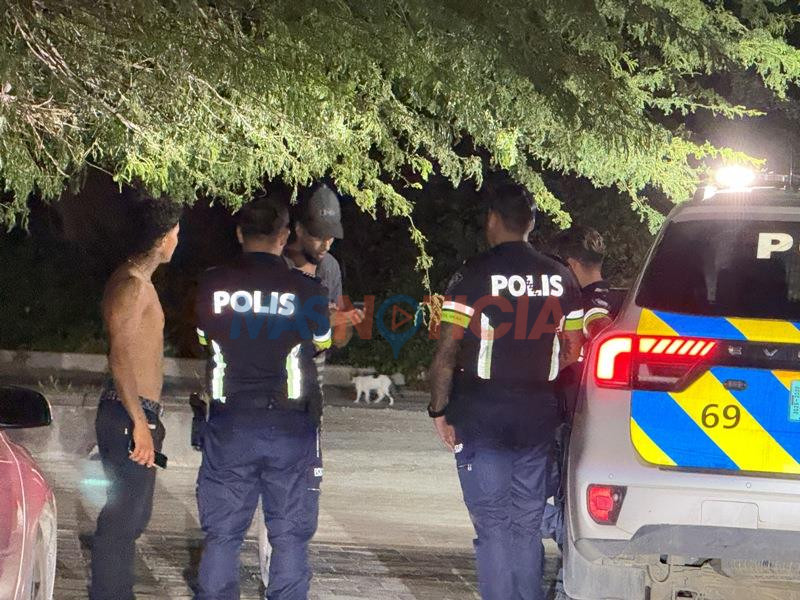 Twee mannen beroven stel na zwempartij bij Eagle Beach (Picture by: masnoticia.com)