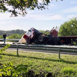 Twee vrachtwagenchauffeurs omgekomen bij zwaar verkeersongeval op N48 bij Zuidwolde (Picture by: nu.cw)
