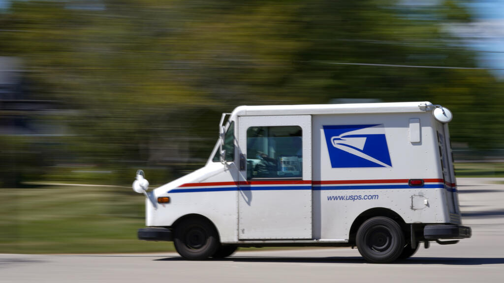 USPS-klokkenluider: nieuw systeem kan miljoenen Amerikanen stemrecht per post ontnemen (Picture by: s.france24.com)