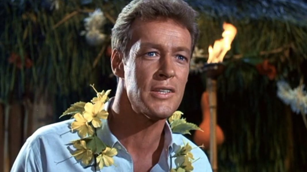 Vóór Gilligan's Island speelde Russell Johnson in de westernreeks Black Saddle (Picture by: slashfilm.com)