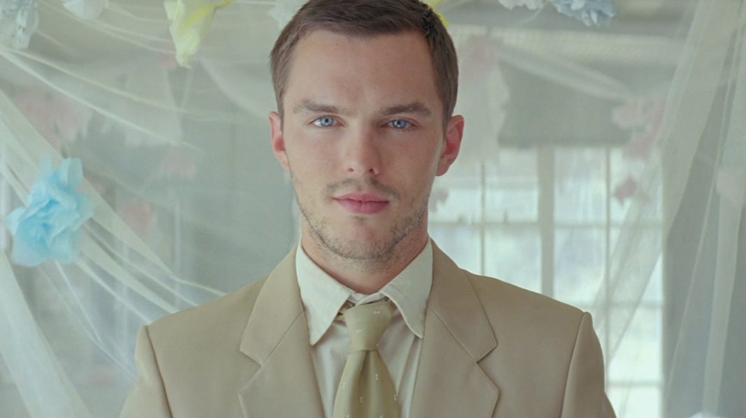 Voor The Great maakten Nicholas Hoult en Elle Fanning een verguisde sci-fi western (Picture by: slashfilm.com)